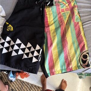 HIC dope ah 33’s but im a 31 and they lwk fit